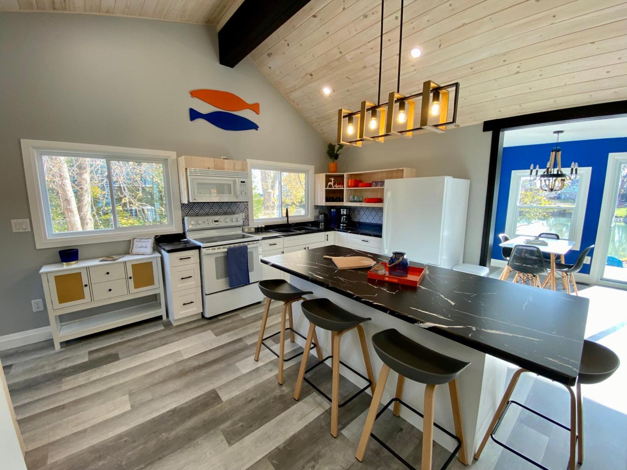 Creekside Cottage - Kayak, Sup, Fishing, Game Room, Steps To The Beach Kingsville Екстер'єр фото